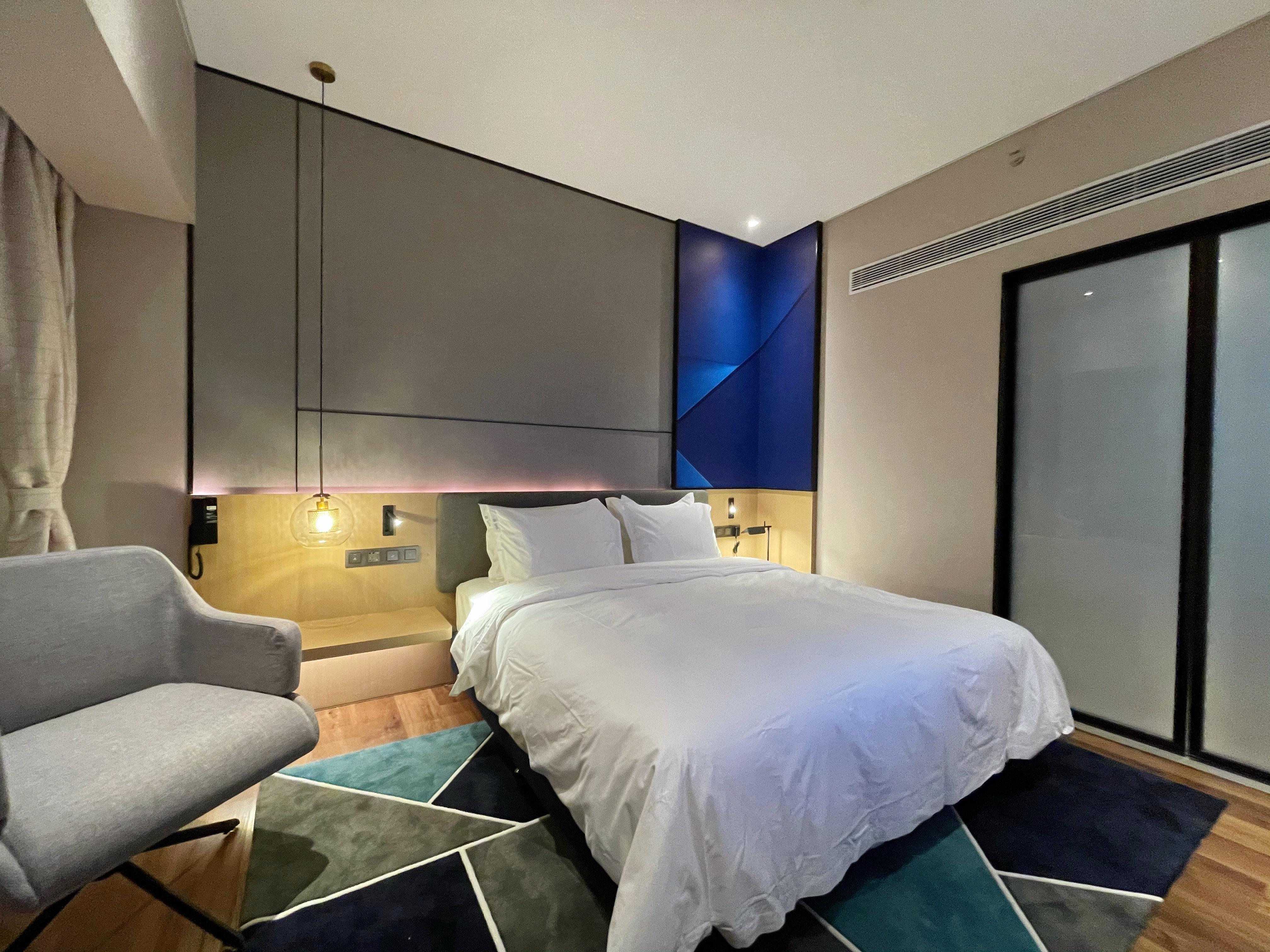 Holiday Inn Express Shenzhen Longhua By Ihg Экстерьер фото